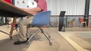 Modern Padded Swivel Meeting Chair Conference Armchair for Office and Home